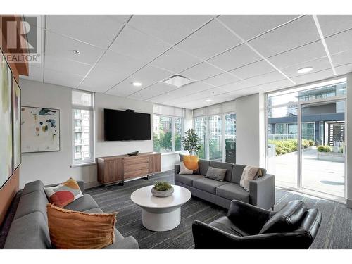 1309 900 Carnarvon Street, New Westminster, BC - Indoor Photo Showing Living Room