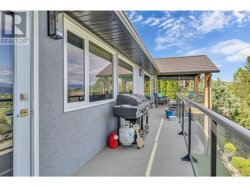 3590 Apple Way Boulevard, West Kelowna, BC - Outdoor With Exterior