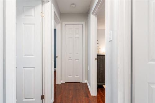 238 Clifton Downs Road, Hamilton, ON - Indoor Photo Showing Other Room