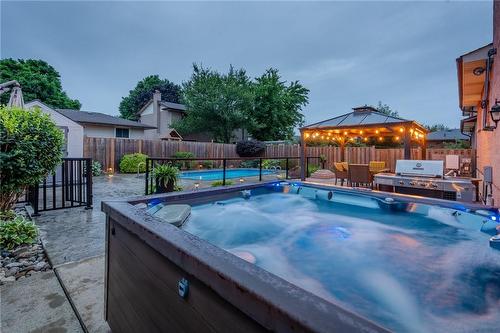 238 Clifton Downs Road, Hamilton, ON - Outdoor With In Ground Pool With Backyard