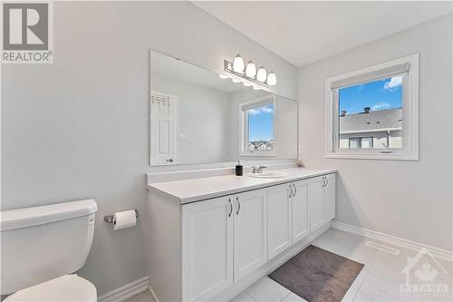 500 Flagstaff Drive, Ottawa, ON - Indoor Photo Showing Bathroom