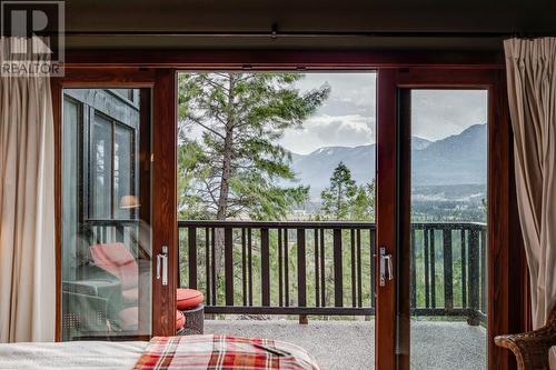 5383 Geary Creek Road, Fairmont Hot Springs, BC - Indoor