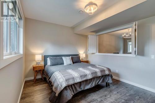 5383 Geary Creek Road, Fairmont Hot Springs, BC - Indoor Photo Showing Bedroom