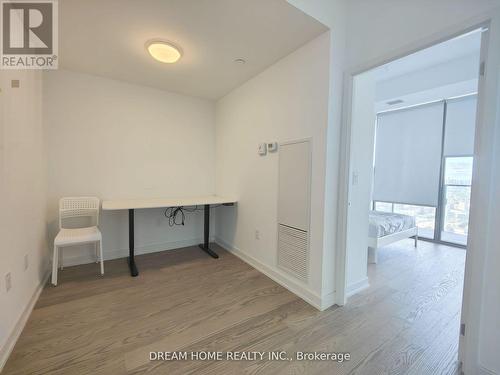 5106 - 11 Wellesley Street W, Toronto, ON - Indoor Photo Showing Other Room