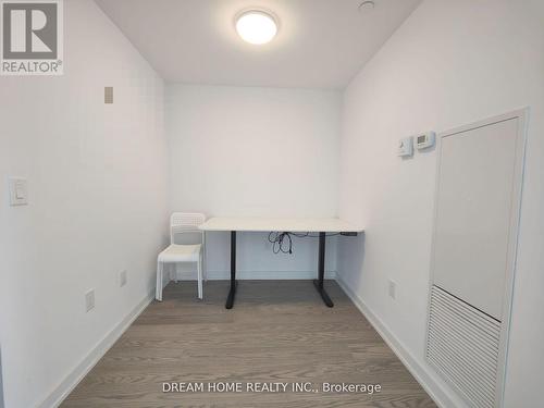 5106 - 11 Wellesley Street W, Toronto, ON - Indoor Photo Showing Other Room