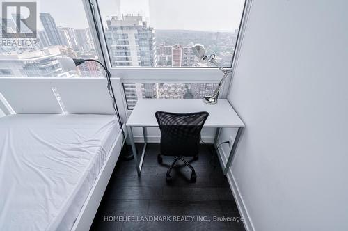 3716 - 85 Wood Street, Toronto, ON - Indoor Photo Showing Bedroom