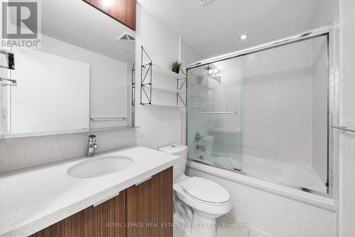 1601 - 21 Widmer Street, Toronto, ON - Indoor Photo Showing Bathroom