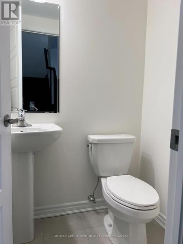 100 - 1000 Asleton Boulevard, Milton, ON - Indoor Photo Showing Bathroom