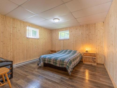 Chambre Ã Â coucher - 1091 Ch. De La Pointe-Fine, Saint-Michel-Des-Saints, QC - Indoor Photo Showing Bedroom