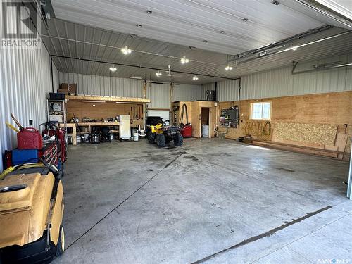 210 1St Street W, Meath Park, SK - Indoor Photo Showing Garage