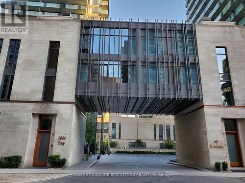 1103 - 1080 Bay Street, Toronto, ON - Outdoor