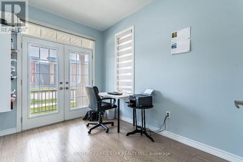 194 Mcgahey Street, New Tecumseth, ON - Indoor Photo Showing Office