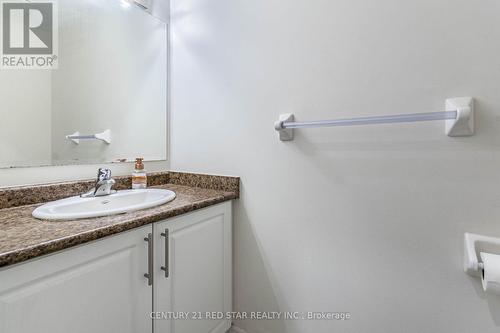 194 Mcgahey Street, New Tecumseth, ON - Indoor Photo Showing Bathroom