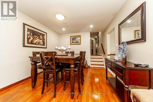 542 Lana Terrace, Mississauga, ON - Indoor Photo Showing Dining Room