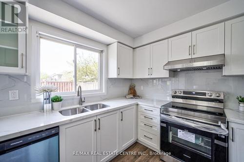 4 Hedgeline Street, Brampton, ON - Indoor Photo Showing Kitchen With Stainless Steel Kitchen With Double Sink