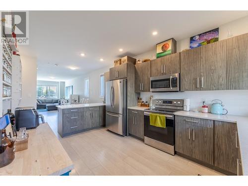 76 Roy Avenue Unit# 104, Penticton, BC - Indoor Photo Showing Kitchen With Stainless Steel Kitchen