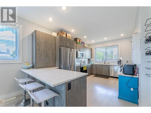 76 Roy Avenue Unit# 104, Penticton, BC - Indoor Photo Showing Kitchen