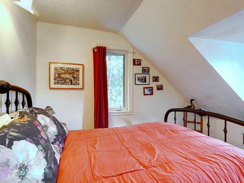 Chambre Ã Â coucher - 104 Av. Desjardins, Saint-Sauveur, QC - Indoor Photo Showing Bedroom