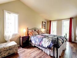 Master bedroom - 