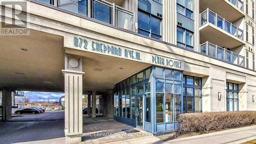 518 - 872 Sheppard Avenue W, Toronto, ON - Outdoor With Balcony