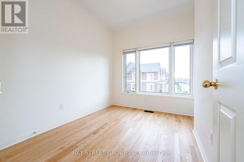 16 Slaney Street, Richmond Hill, ON - Indoor Photo Showing Other Room