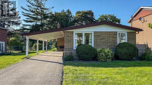 Upper - 22 Lisburn Crescent, Toronto, ON - Outdoor