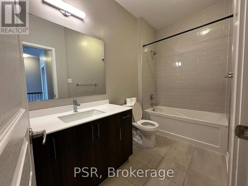 3096 Ernest Appelbe Boulevard, Oakville, ON - Indoor Photo Showing Bathroom