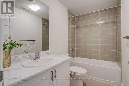 100 Christine Elliot Avenue, Whitby, ON - Indoor Photo Showing Bathroom