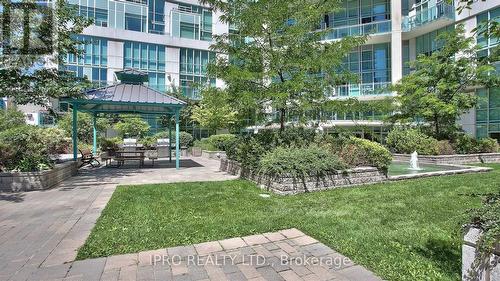 2501 - 220 Burnhamthorpe Road, Mississauga, ON - Outdoor