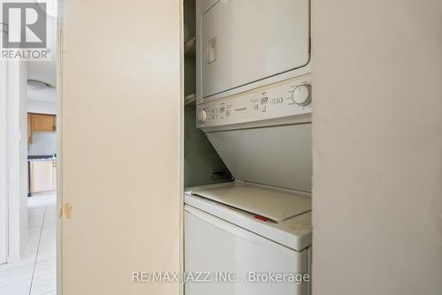 506 - 454 Centre Street S, Oshawa, ON - Indoor Photo Showing Laundry Room