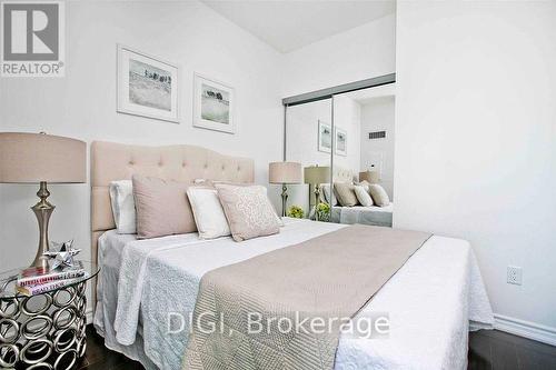3106 - 386 Yonge Street, Toronto, ON - Indoor Photo Showing Bedroom