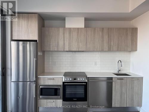 4212 - 50 Charles Street E, Toronto, ON - Indoor Photo Showing Kitchen