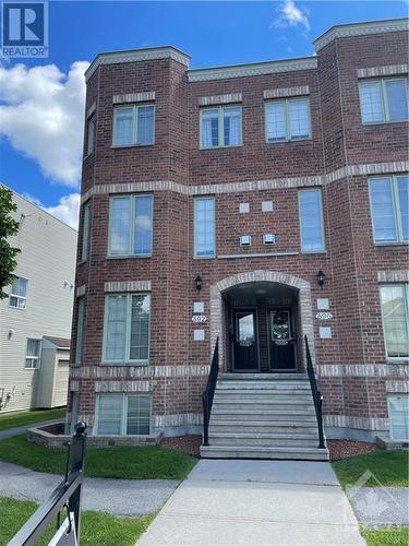 894 Longfields Drive, Ottawa, ON - Outdoor With Facade