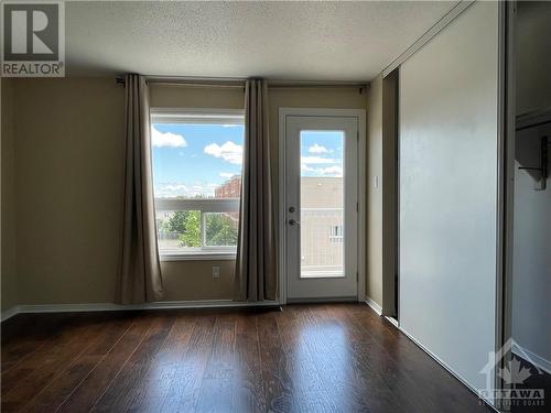 894 Longfields Drive, Ottawa, ON - Indoor Photo Showing Other Room