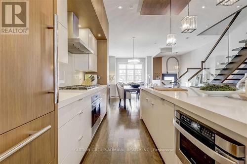 335 St Germain Avenue, Toronto, ON - Indoor Photo Showing Kitchen With Upgraded Kitchen