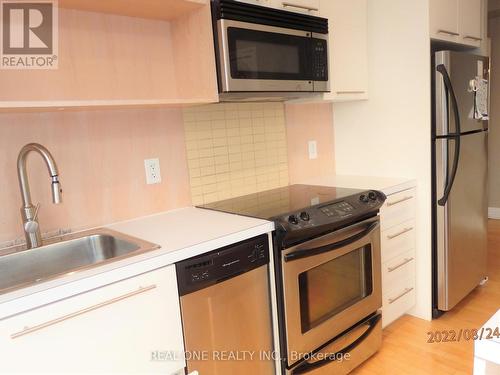 2309 - 25 Carlton Street, Toronto, ON - Indoor Photo Showing Kitchen With Stainless Steel Kitchen