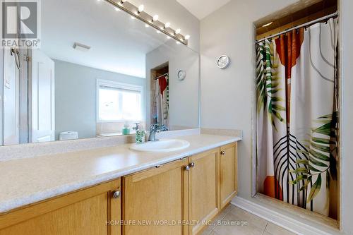 50 Amos Lehman Way, Whitchurch-Stouffville (Stouffville), ON - Indoor Photo Showing Bathroom