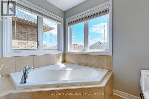 50 Amos Lehman Way, Whitchurch-Stouffville, ON - Indoor Photo Showing Bathroom