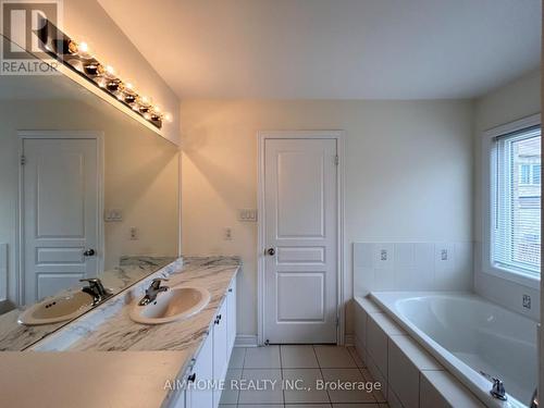 202 Harbord Street, Markham, ON - Indoor Photo Showing Bathroom