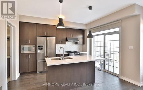 18 - 3026 Postridge Drive, Oakville, ON - Indoor Photo Showing Kitchen With Stainless Steel Kitchen With Double Sink With Upgraded Kitchen