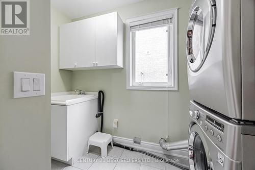 36 Hampton Springs Drive E, Brampton, ON - Indoor Photo Showing Laundry Room