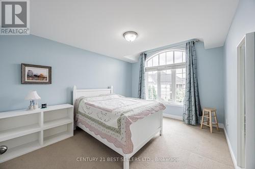 36 Hampton Springs Drive E, Brampton, ON - Indoor Photo Showing Bedroom
