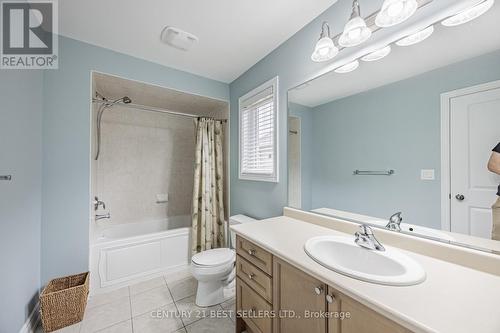 36 Hampton Springs Drive E, Brampton, ON - Indoor Photo Showing Bathroom
