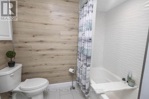 816 Eaglemount Crescent, Mississauga, ON - Indoor Photo Showing Bathroom