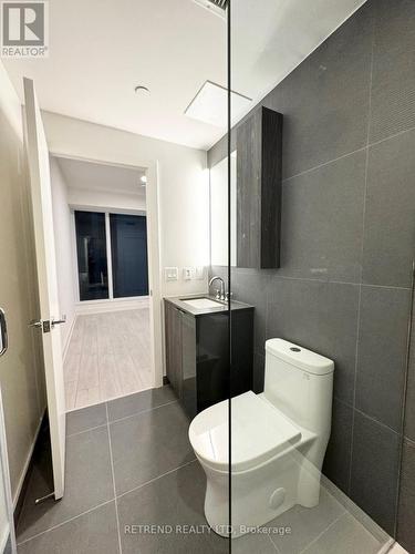 721 - 15 Mercer Street, Toronto, ON - Indoor Photo Showing Bathroom
