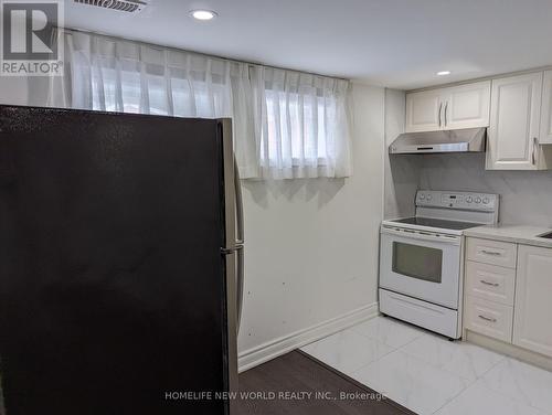 Lower - 13 Rockport Crescent, Richmond Hill, ON - Indoor Photo Showing Kitchen