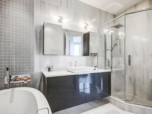 Ensuite bathroom - Ph 2504-100 Rue André-Prévost, Montréal (Verdun/Île-Des-Soeurs), QC - Indoor Photo Showing Bathroom
