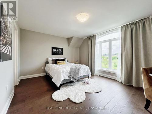 80 Portage Avenue, Richmond Hill, ON - Indoor Photo Showing Bedroom
