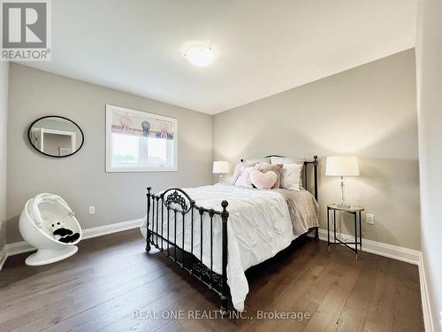 80 Portage Avenue, Richmond Hill, ON - Indoor Photo Showing Bedroom