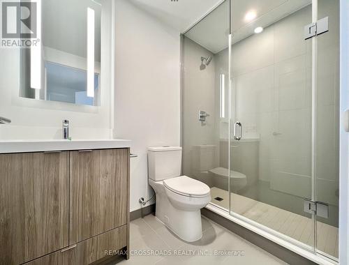 4010 - 30 Inn On The Park Drive, Toronto, ON - Indoor Photo Showing Bathroom